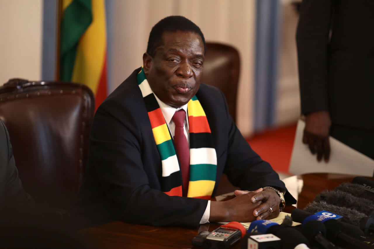 Zimbabwe threatens health workers with jail if they strike