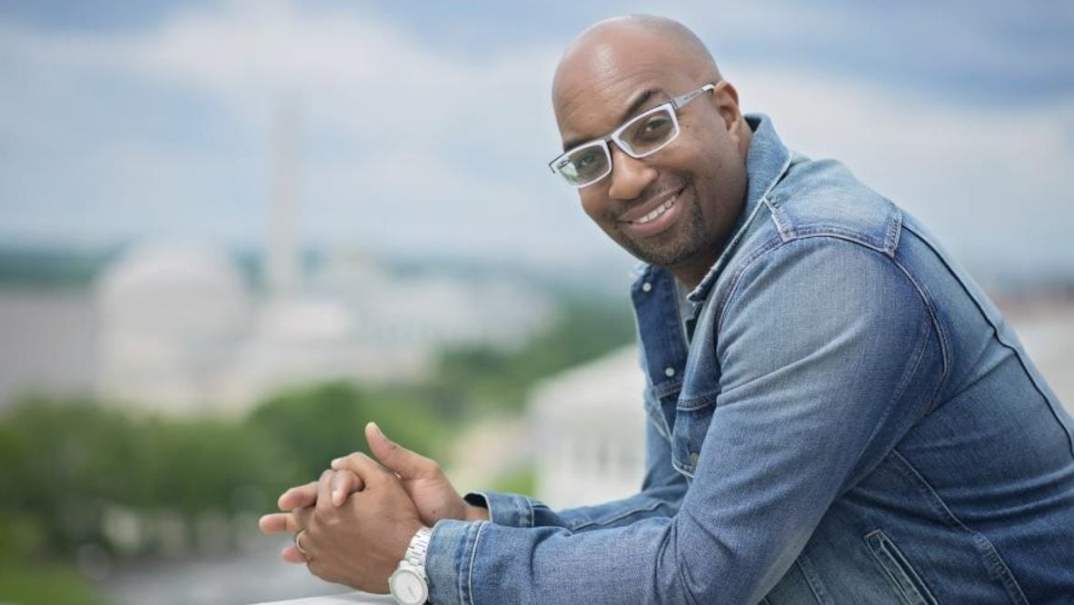 Kwame Alexander thegrio.,com