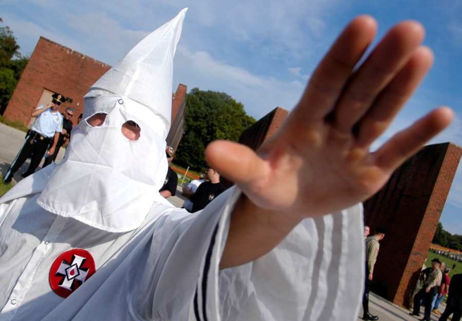 Nazi Salute Ku Klux Klan thegrio.com