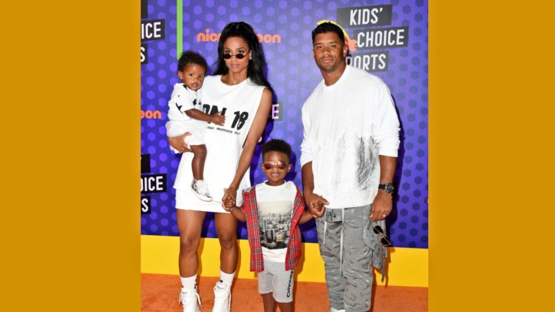 Russell Wilson, Standing Tall - SI Kids: Sports News for Kids, Kids Games  and More