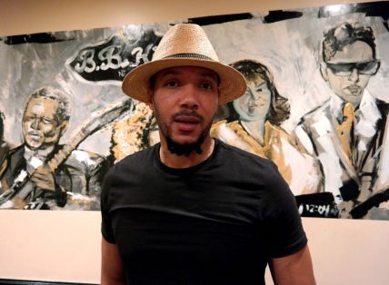 NEW YORK, NY - JULY 06: Lyfe Jennings backstage after his show at B.B. King Blues Club & Grill on July 6, 2017 in New York City. (Photo by Johnny Nunez/WireImage)