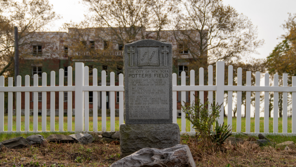 NYC creates burial plans for COVID19 deaths, if are too crowded