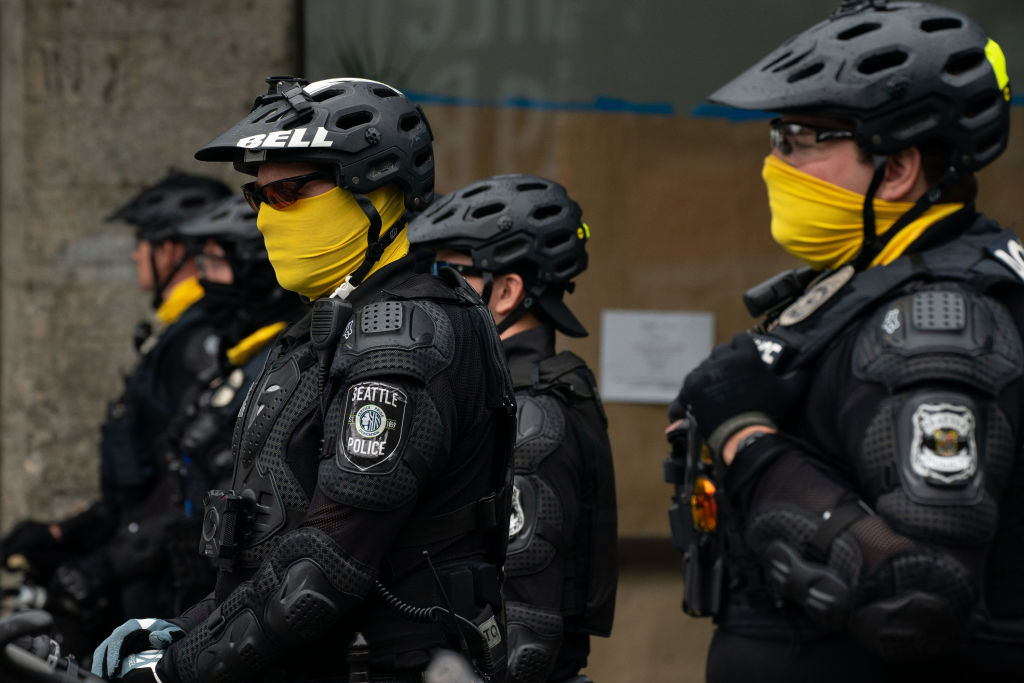 Seattle Police Dismantle Occupied Protest Zone, Arrest Protestors