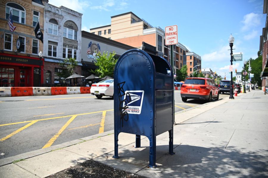 USPS Pauses Mailbox Removals After Customer Concern
