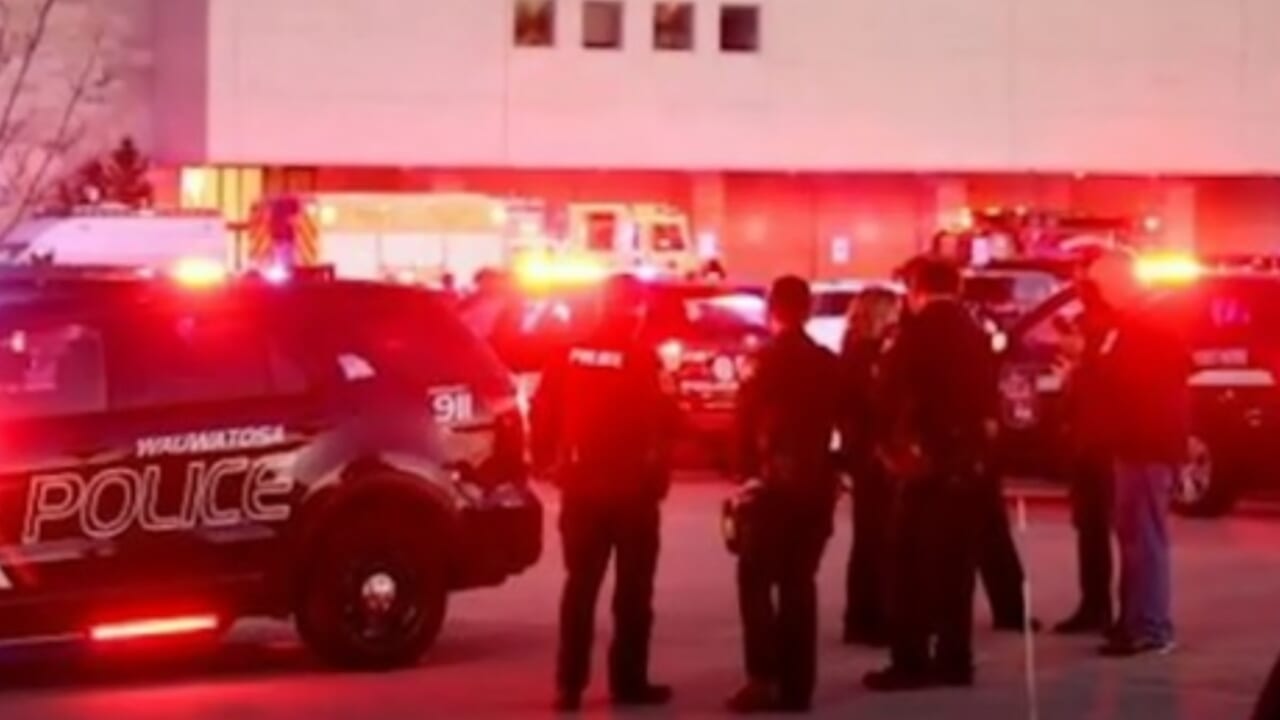 Wisconsin police arrest boy, 15, accused of mall shooting - TheGrio
