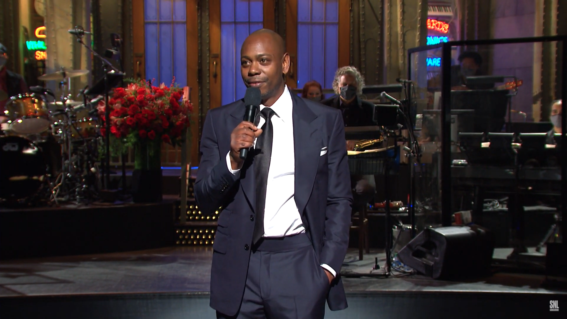 Dave Chappelle on SNL delivers biting commentary on Trump, race