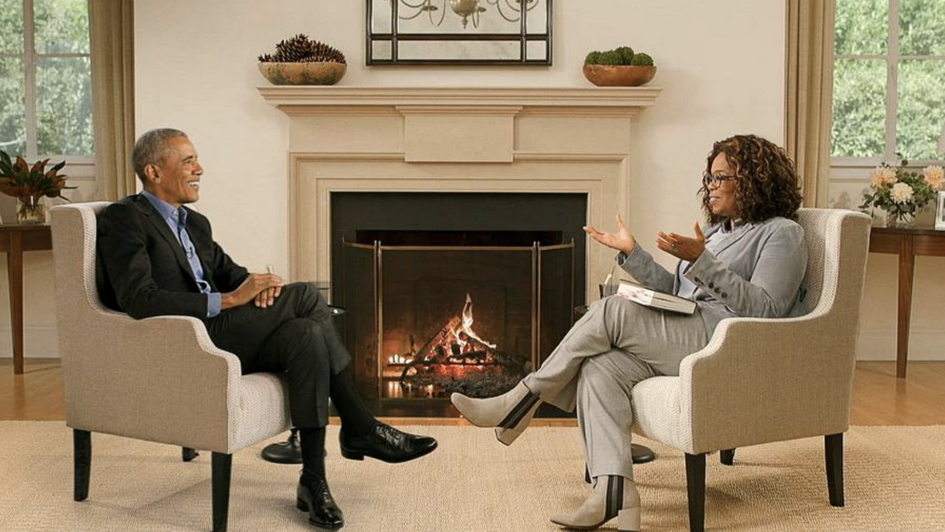 Oprah shares clip that reveals she, Obama not in same room during