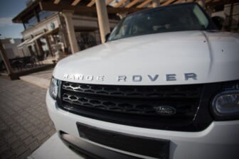 Range Rover thegrio.com