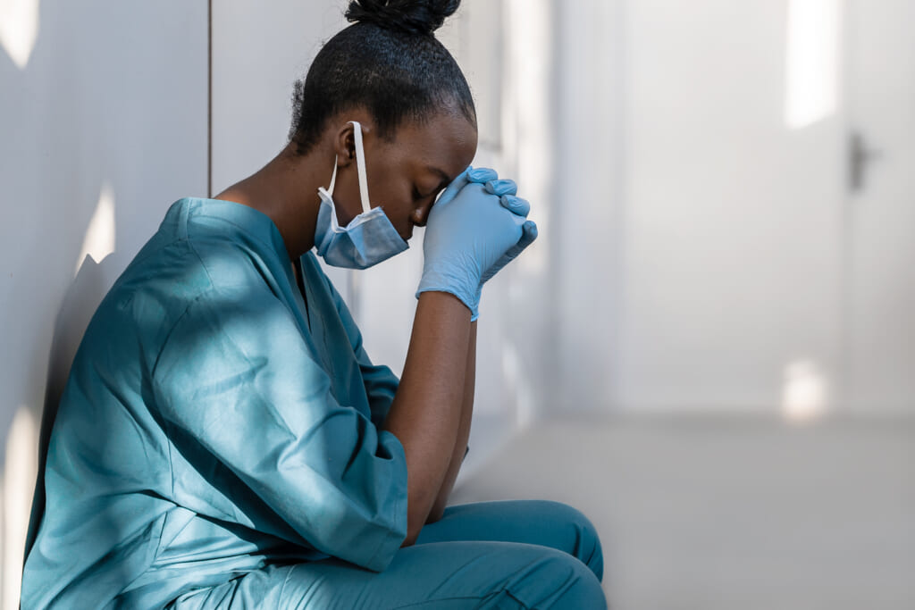 National Black Nurses Association offers mental health services to frontline workers