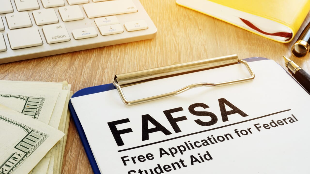 Delays in financial aid awards preventing students from committing to colleges