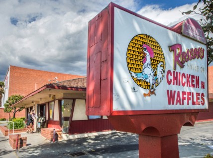 Armed man accused of stealing chicken from Roscoe’s Chicken & Waffles