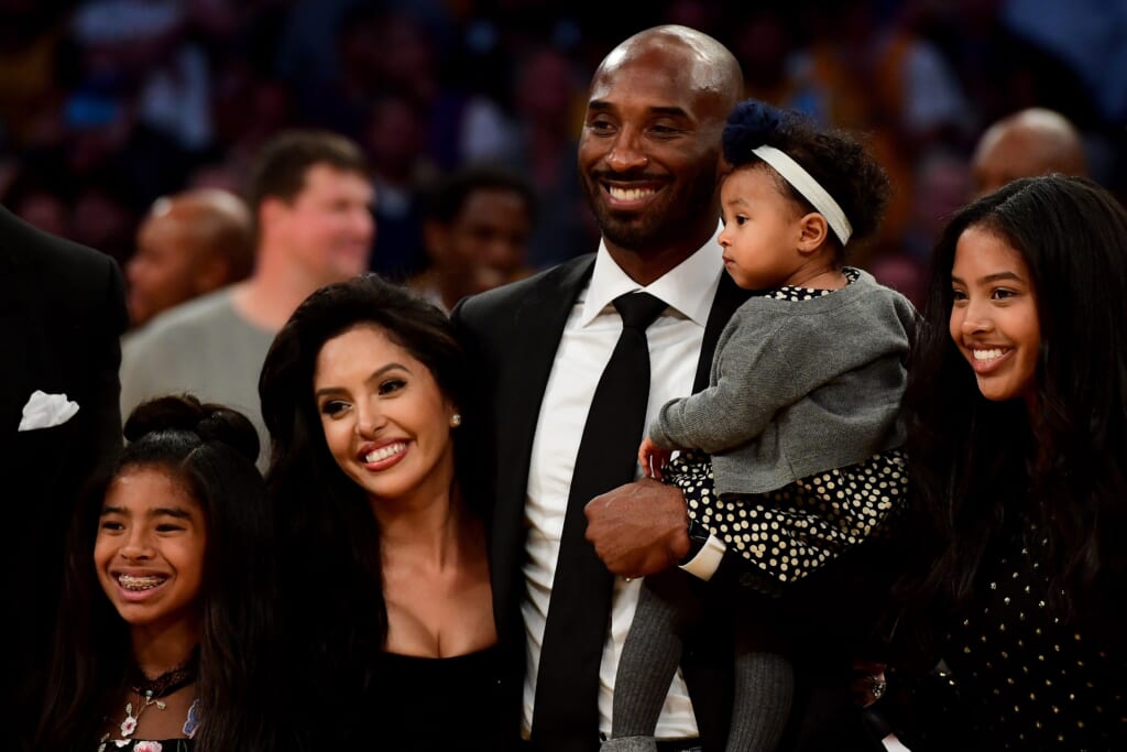 Vanessa Bryant shares adorable photo of daughters in Kobe ...