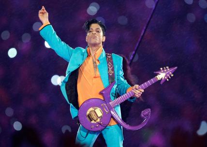 Prince fans headed to Paisley Park five years after death