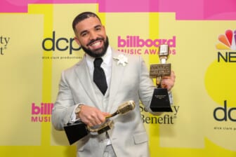 Drake accepts Artist of the Decade at the 2021 BBMAs with his 3-year-old son
