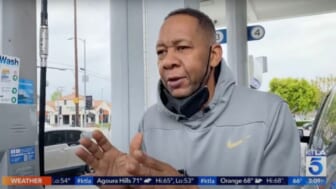 LA news reporter doesn’t seem to recognize actor Mark Curry
