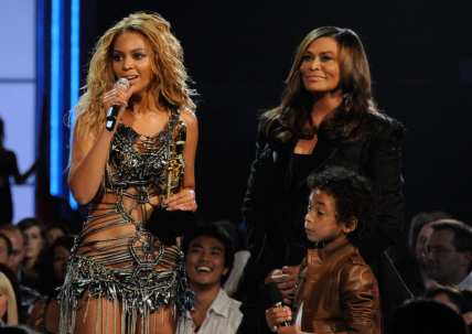 2011 Billboard Music Awards - Show