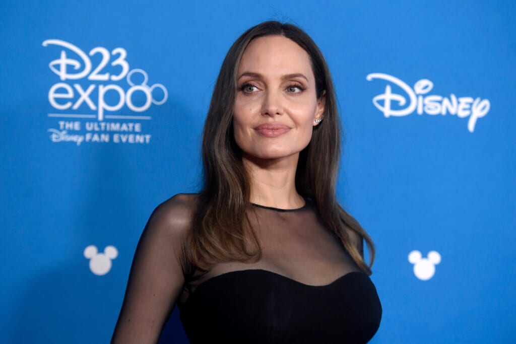 Angelina Jolie thegrio.com