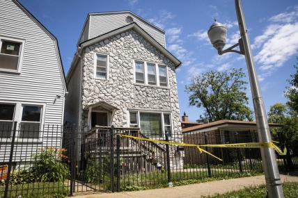 Chicago cop who owns house where 5 killed disciplined