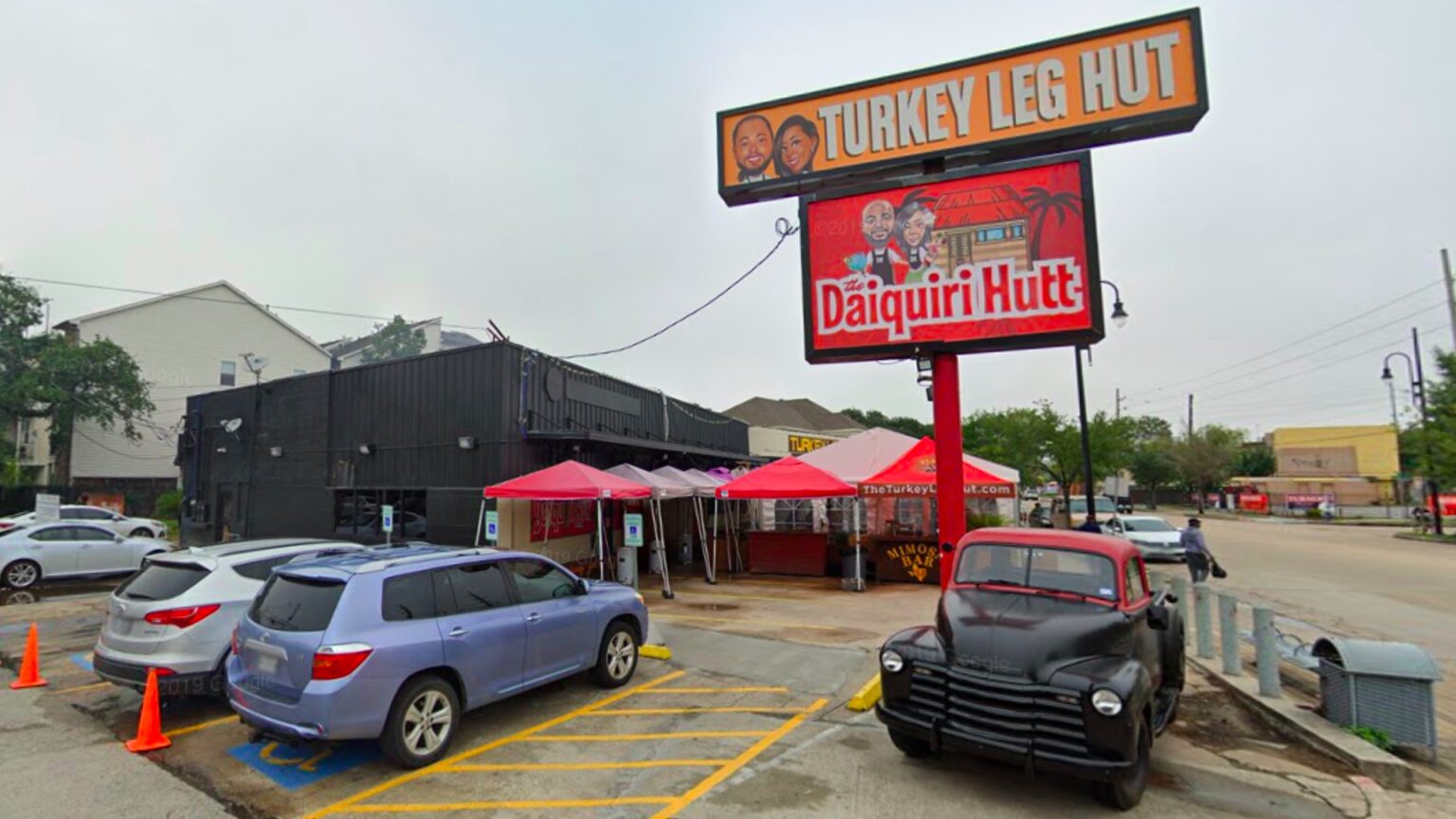 Houston restaurant, Turkey Leg Hut, dragged for 'antiBlack’ dress code