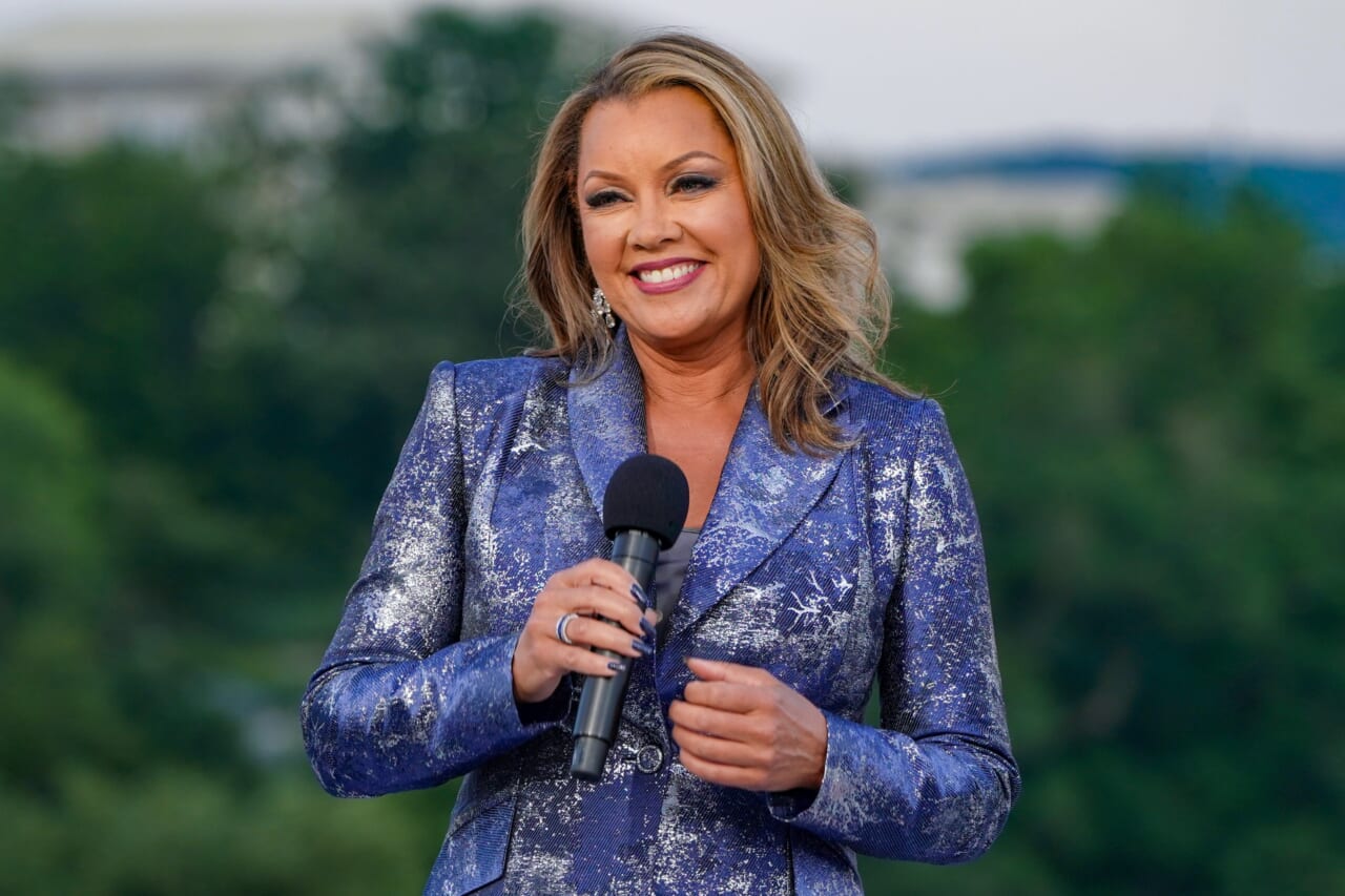 Vanessa Williams jokes about 'bikini shots in our early 50s'
