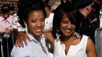 Keyshia Cole honors mom Frankie Lons one final time at funeral