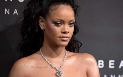 Rihanna reportedly opening Savage x Fenty physical stores - TheGrio