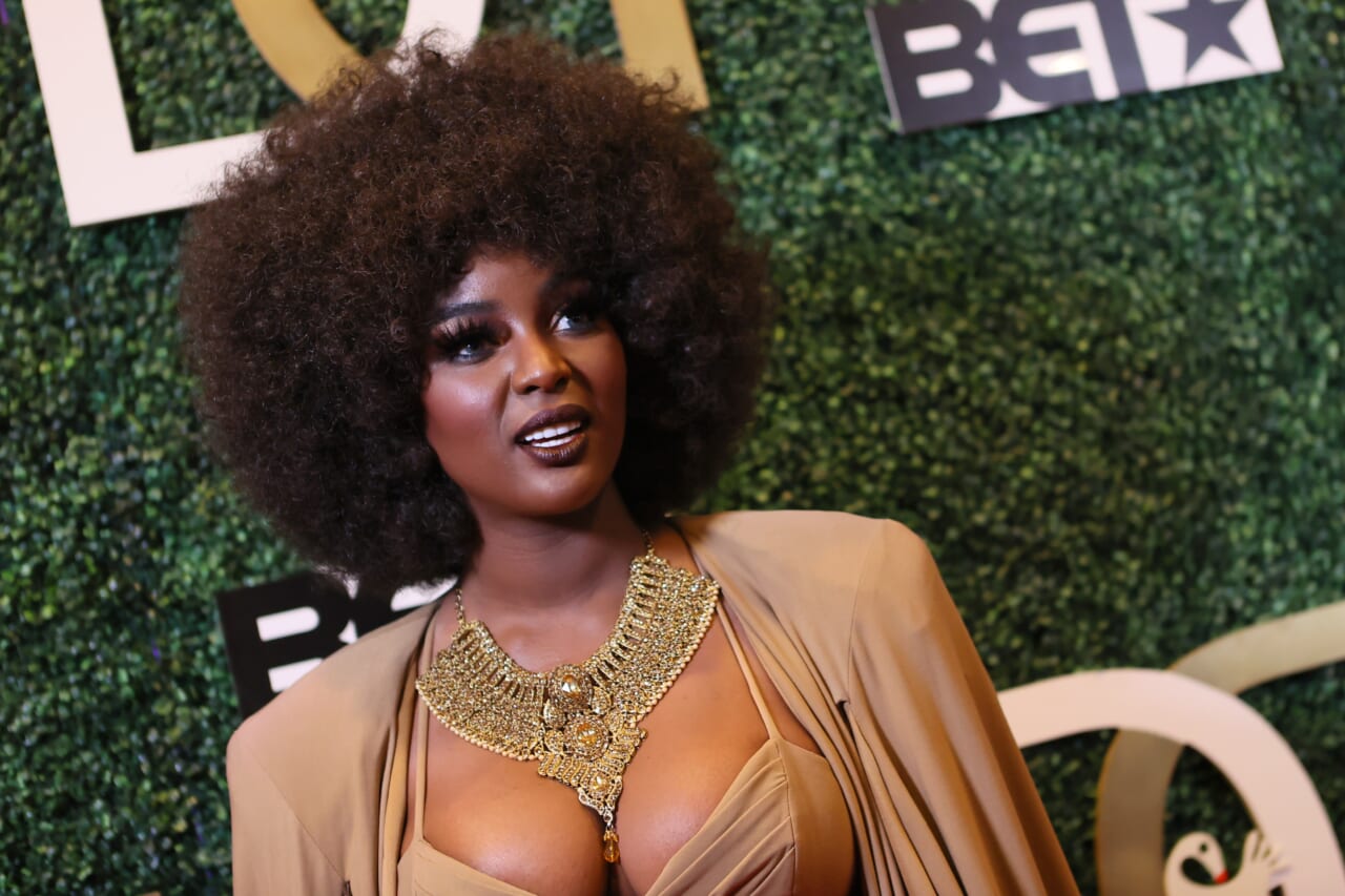 Amara La Negra thegrio.com