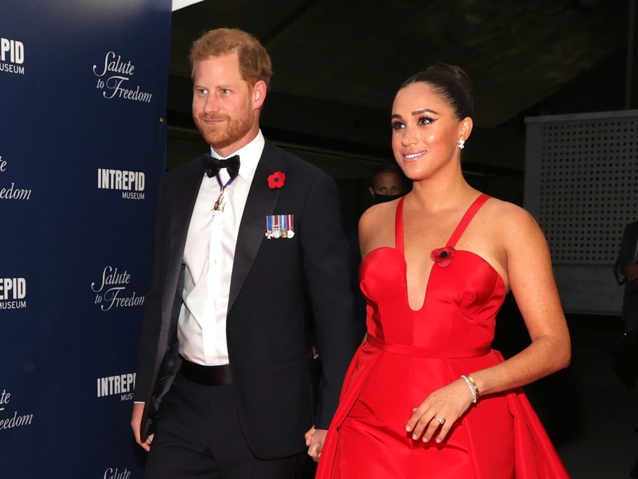 Meghan Markle, Prince Harry Reveal Baby Lilibet In Holiday Post - TheGrio