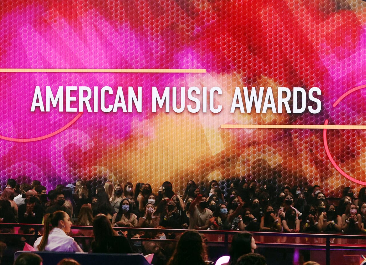 American Music Awards 2021  Live Performance 