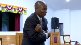 Tennessee pastor tackles gun-wielding man during church service