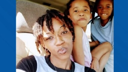 Illinois mom arrested after her five children die in house fire