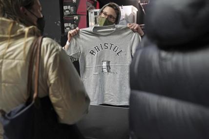 Banksy creates T-shirt to help defendants who toppled UK slave trader statue