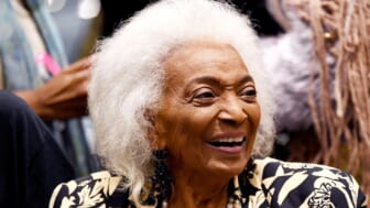 Nichelle Nichols honored as she makes final Comic-Con appearance