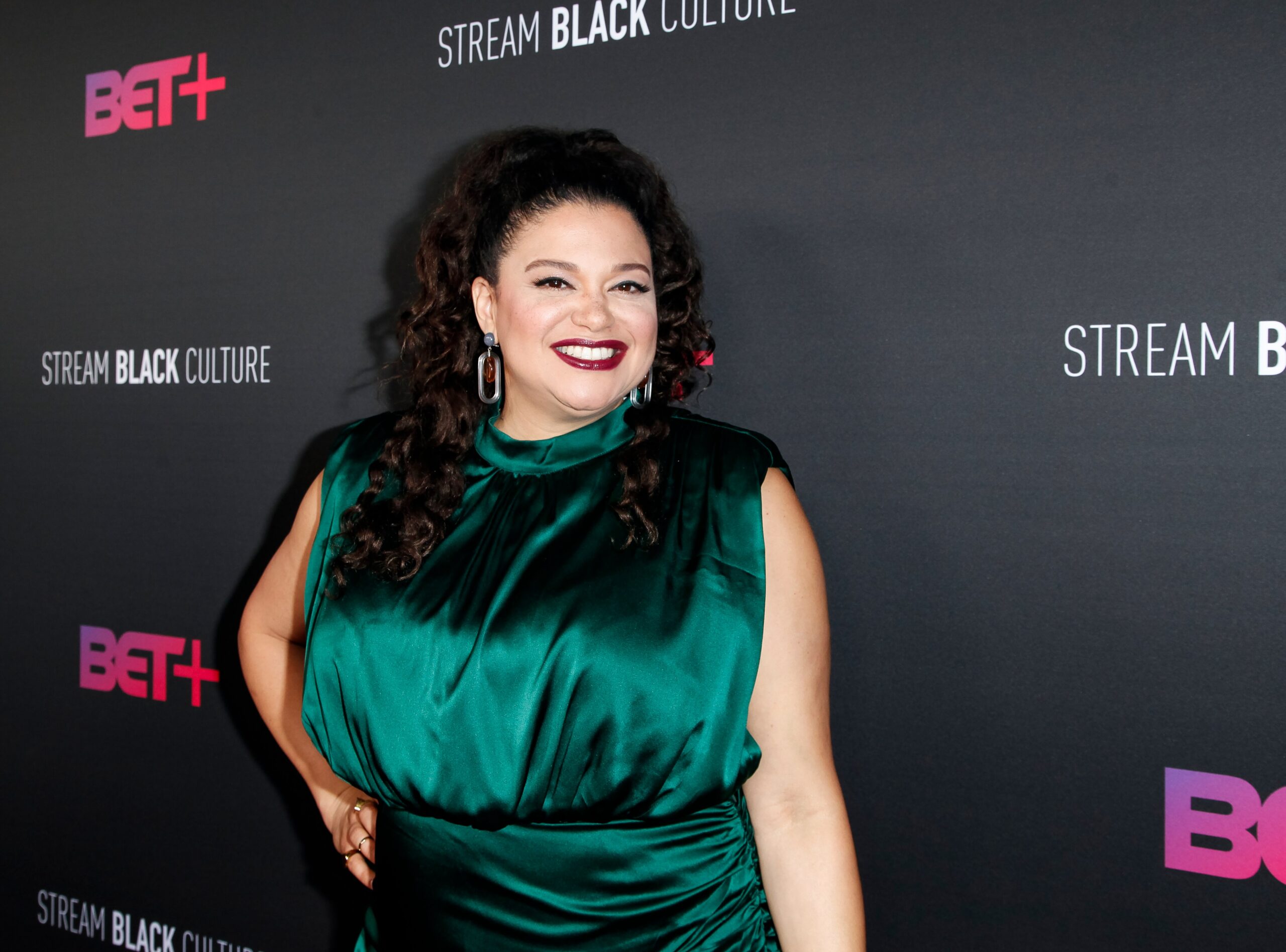 Survival of the Thickest' Review: Michelle Buteau's Netflix Comedy