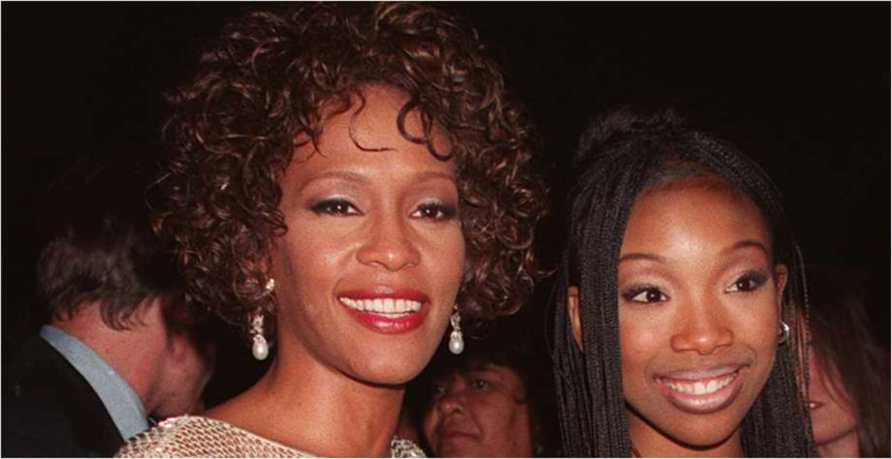 Brandy Pays Homage to Whitney Houston, Singing the National Anthem