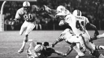 Ken Burrough, former receiver for Oilers, has died
