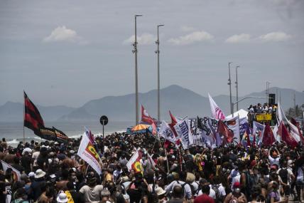 Demonstrators protest killing of Congolese refugee in Brazil