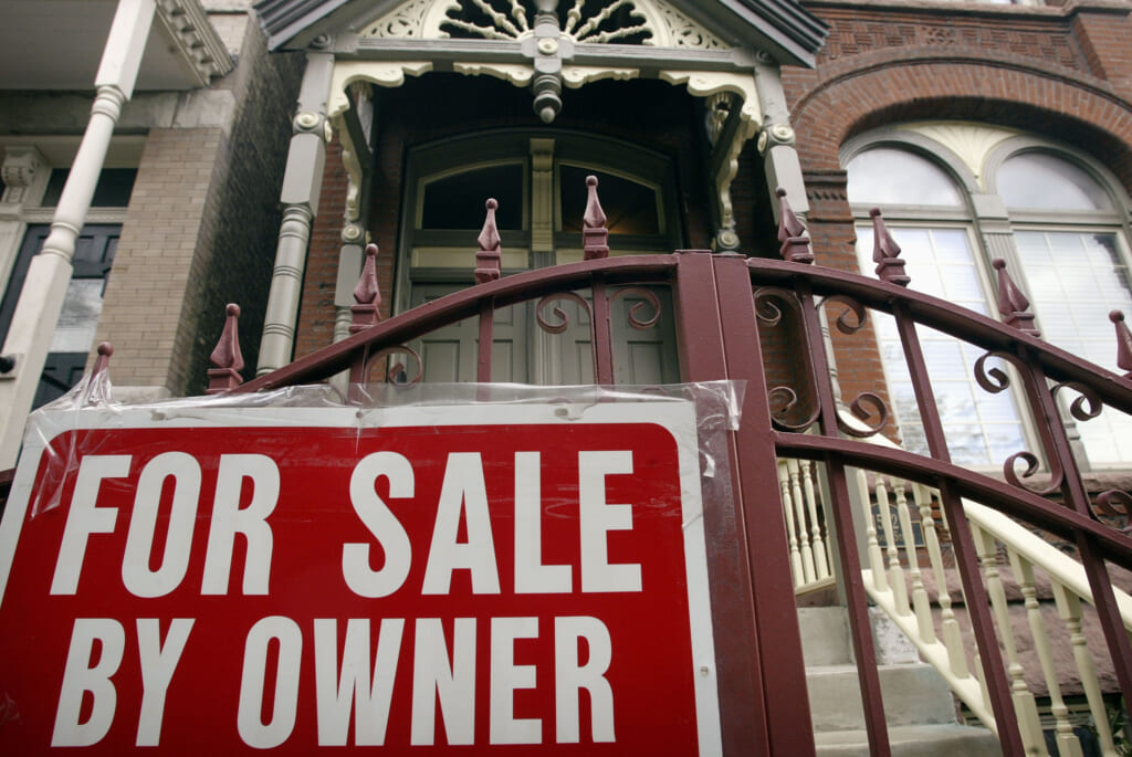 Real Estate Prices Rise Second Consecutive Month In Chicago