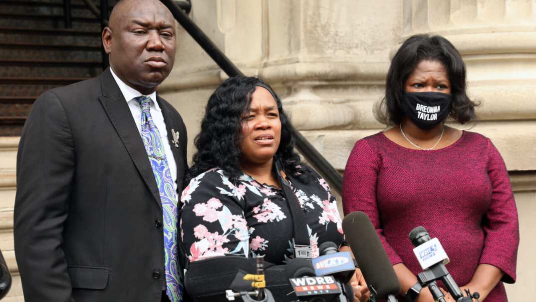 Attorney Benjamin Crump, Breonna Taylor's mother Tamika Palmer and co-counsel Lonita Baker