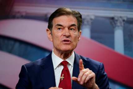 Black woman Dr. Oz comforted at campaign event reportedly an aide