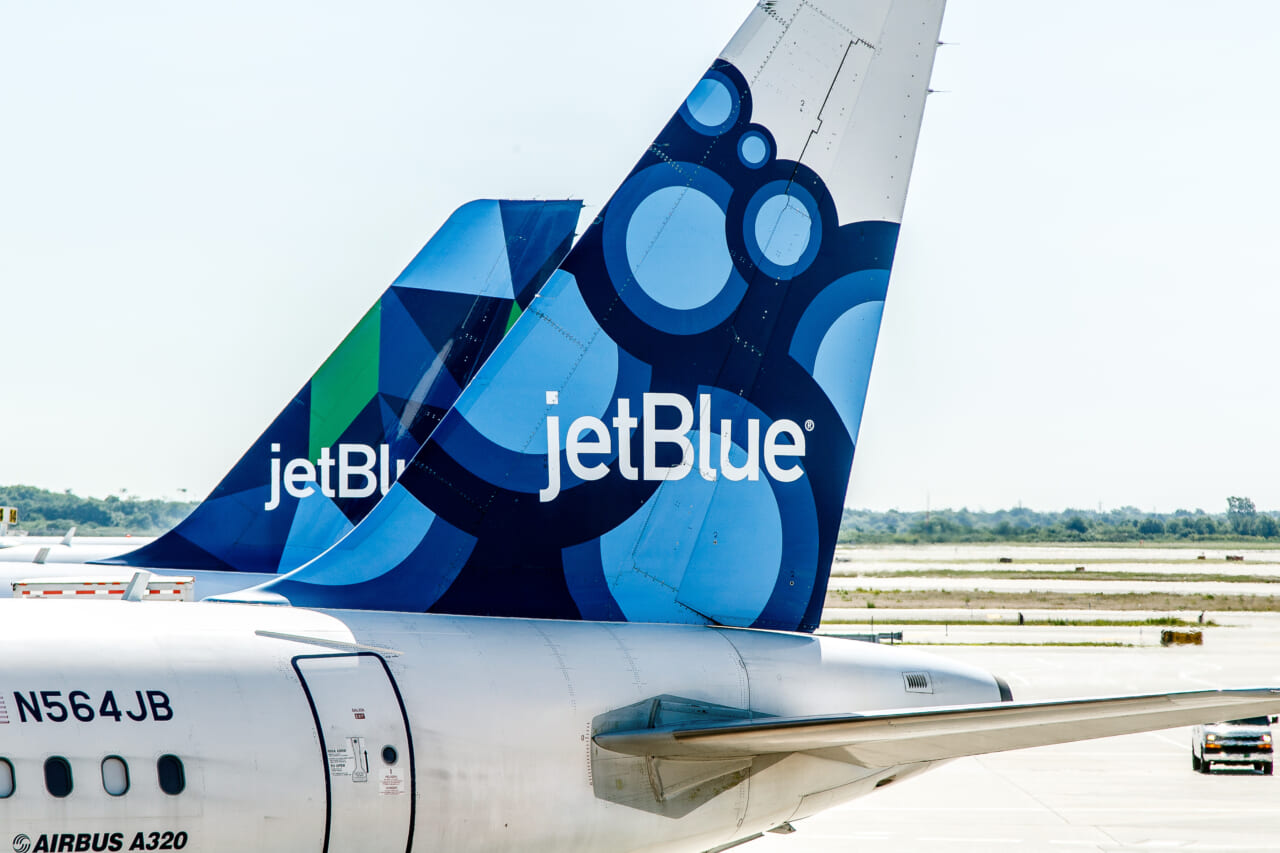 why-is-jetblue-trying-to-purchase-spirit-airlines-thegrio