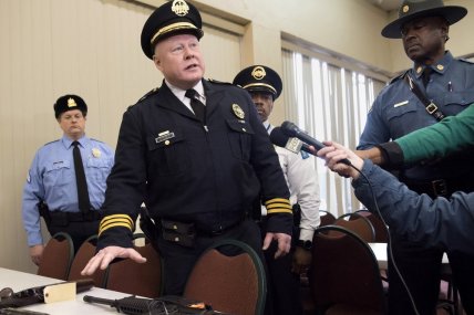 St. Louis white assistant police chief gets $162,000 to settle discrimination lawsuit