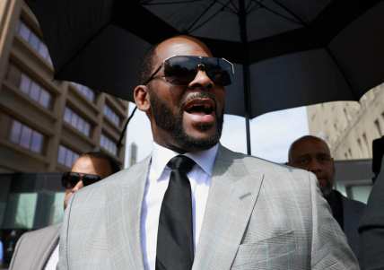 Woman says it was her, R. Kelly in key video at 2008 trial