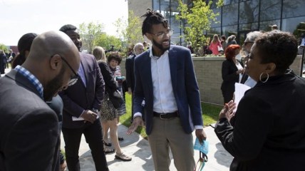 Flint, Mich. native builds bridges between wealthy donors and marginalized people