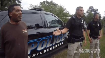 Alabama cops arrest pastor watering neighbor’s flowers; clergyman plans lawsuit