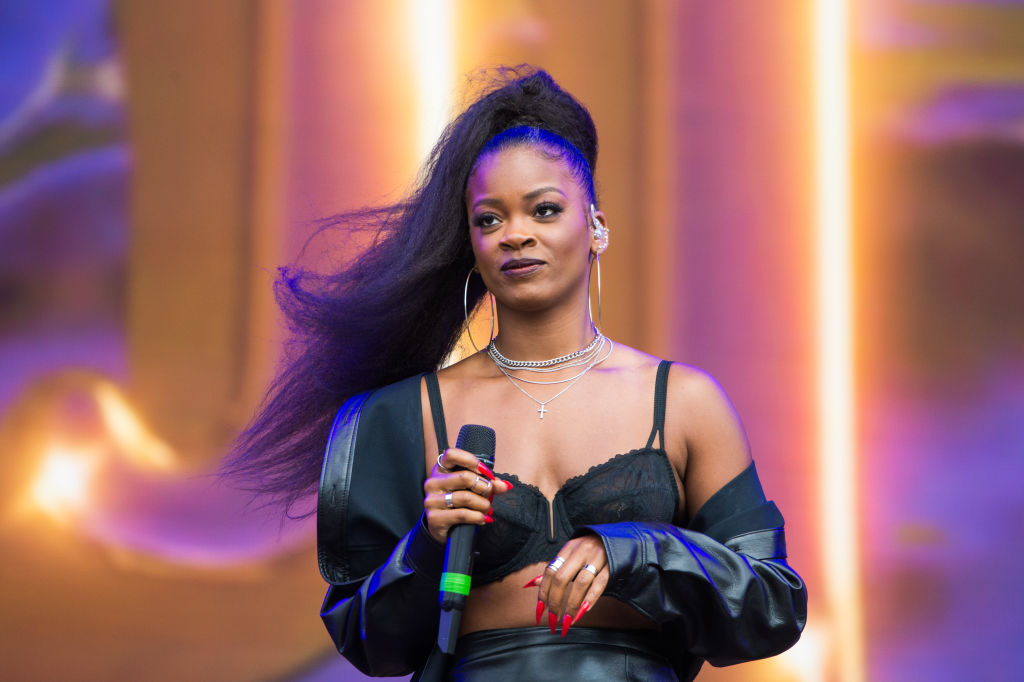 Singer Ari Lennox