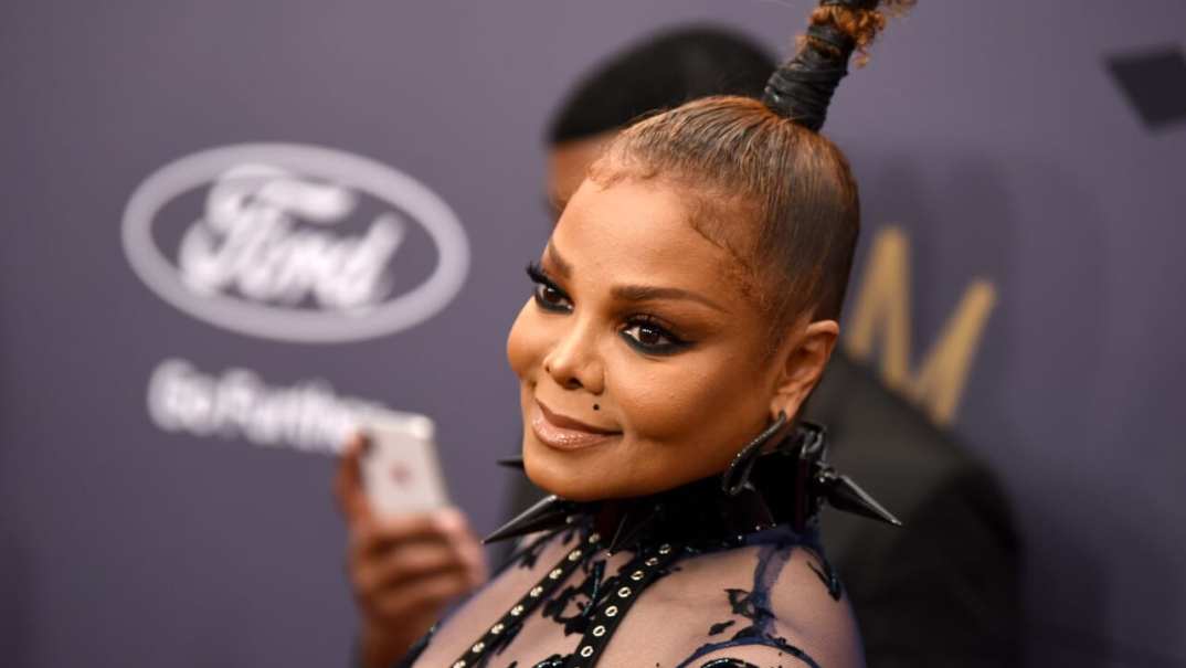 Black Girls Rock! 2018 - Red Carpet