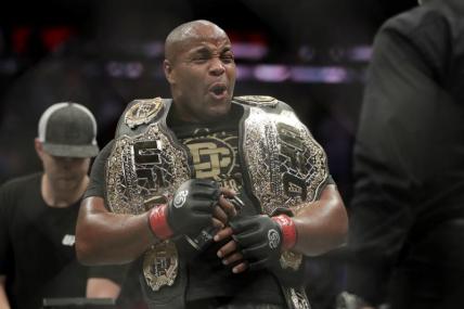Former UFC champ Cormier considers leap to WWE, eyes Lesnar
