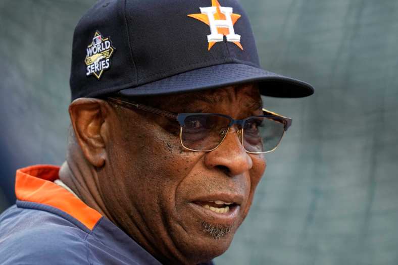 Why Astros manager Dusty Baker added 'Jr.' to back of his jersey