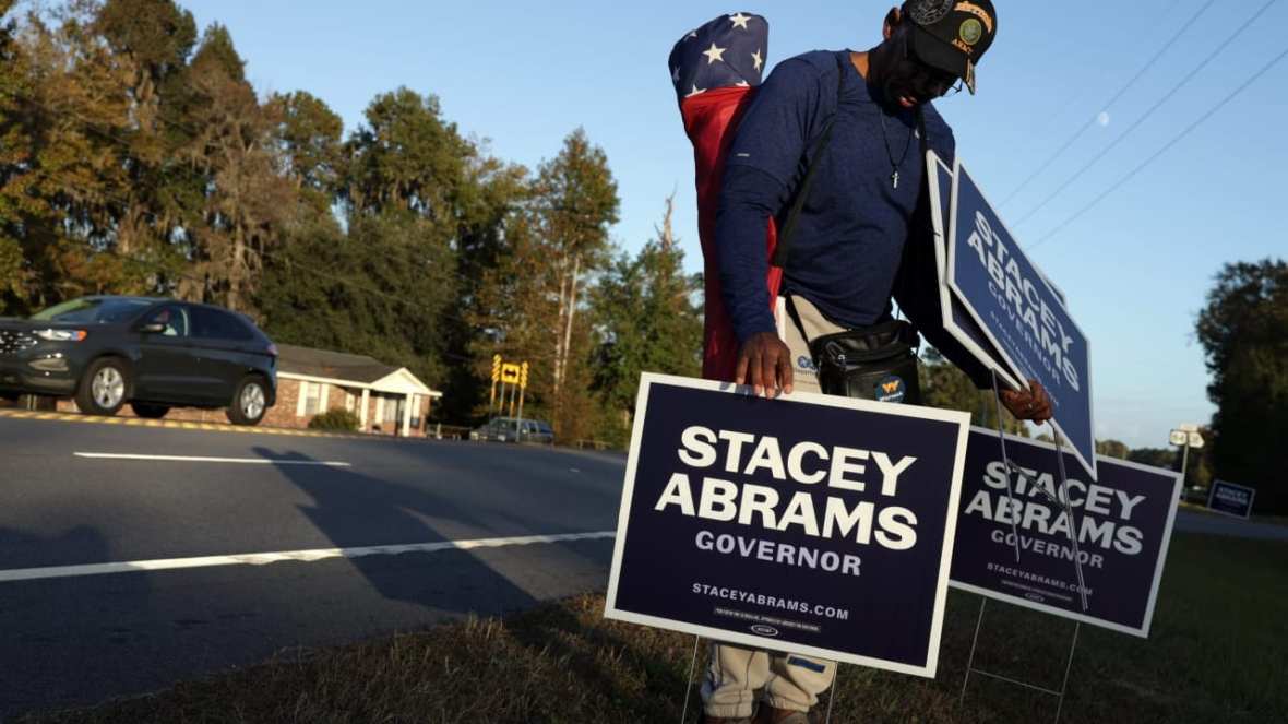 Stacey Abrams Campaigns Across Southeastern Georgia Ahead Of Election Day